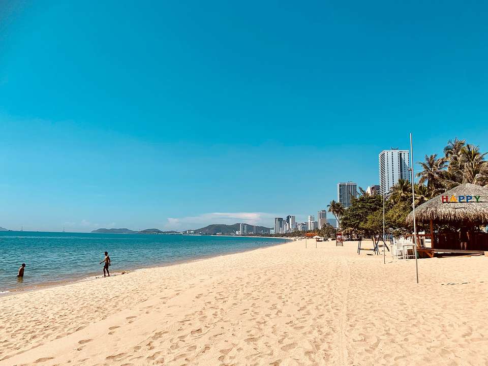 Saigon & Sand Dunes (Deluxe) - 8 days - On The Go Tours - Vietnam