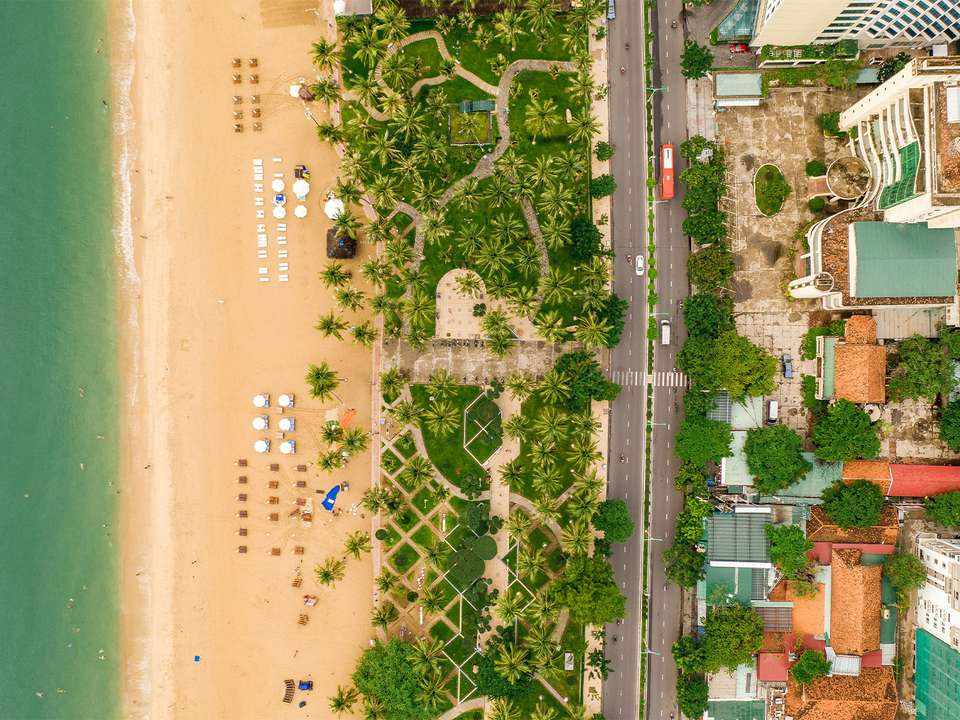 Saigon & Sand Dunes (Deluxe) - 8 days - On The Go Tours - Vietnam