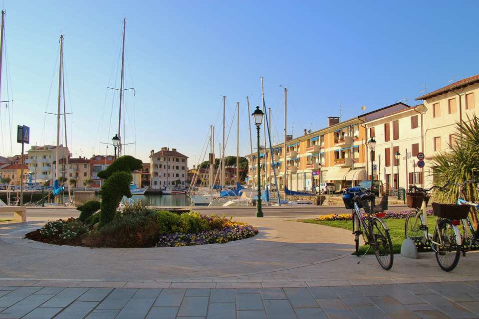 Sailing Croatia to Italy - G Adventures - Croatia - Image 4