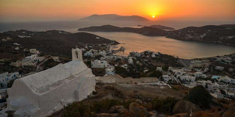 Sailing Greece - Santorini to Mykonos trip - alternative tour available