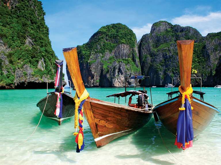 Thailand Explorer Tour: Sailing Thailand - Phuket to Ko Phi Phi