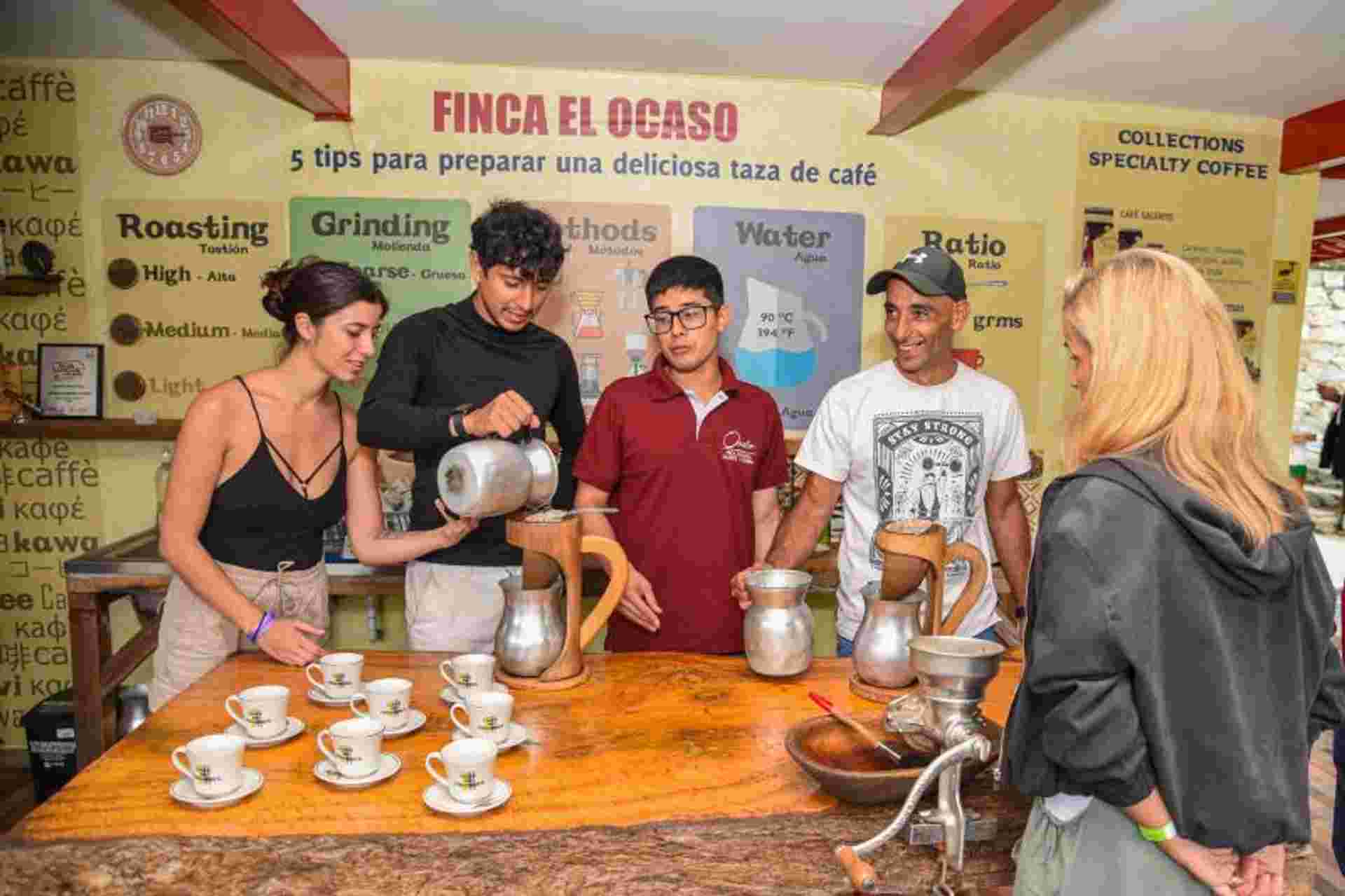 Salento: Coffee Farm Tour with Jeep Willys & Tasting - Morning option