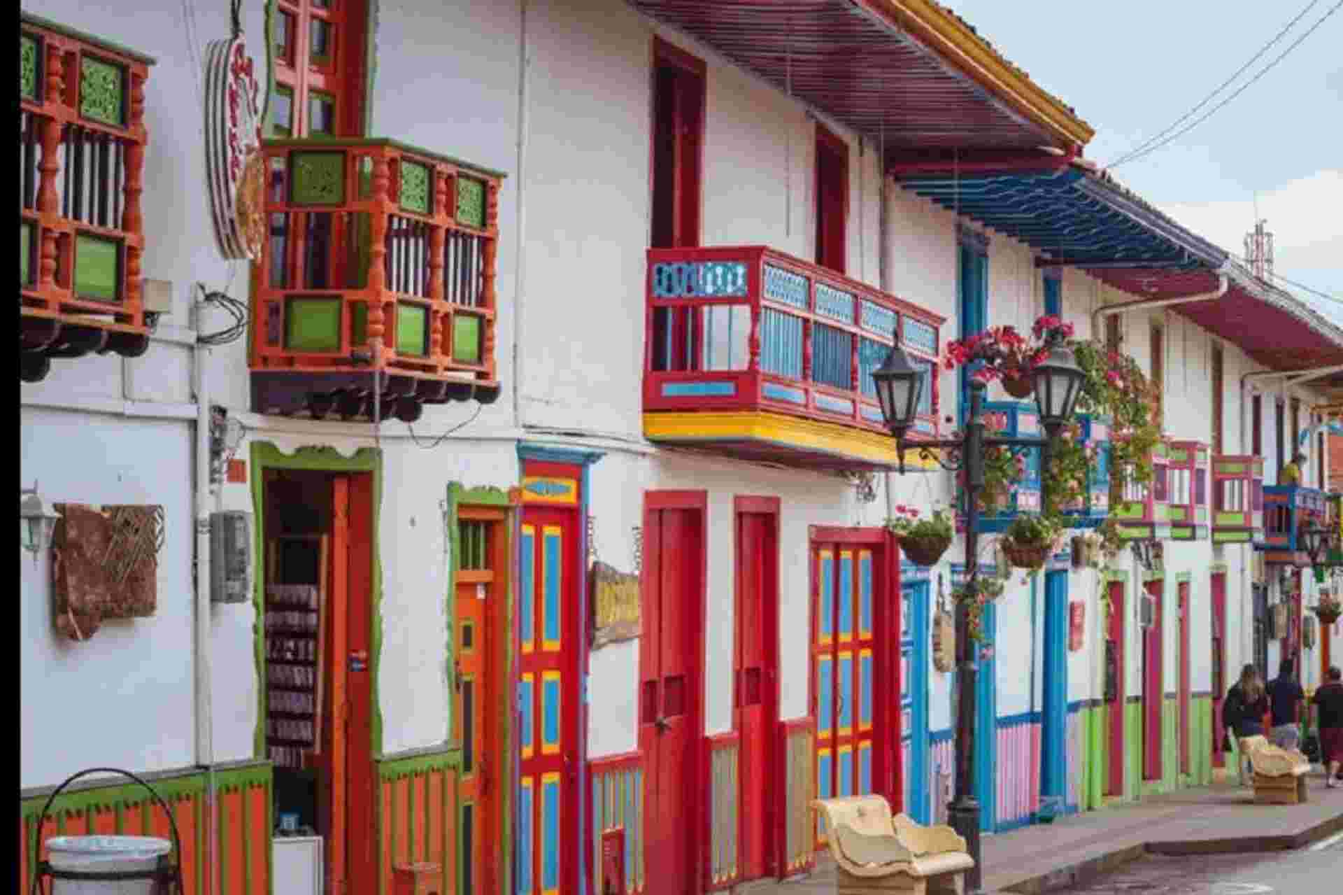 Salento Historical Walking Tour