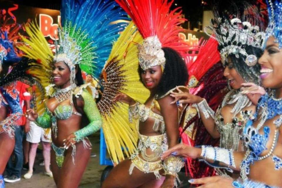 Folklore Show Ginga Tropical with Dinner - Tangol Tours - Brazil - Image 4