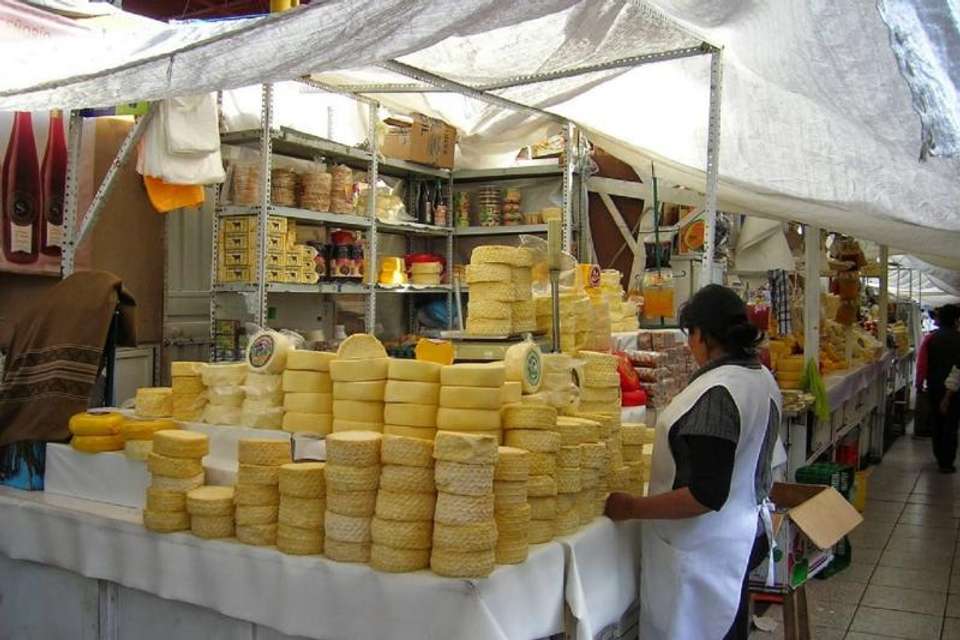 San Camilo Market Day Tour in Arequipa - undefined - Image 3