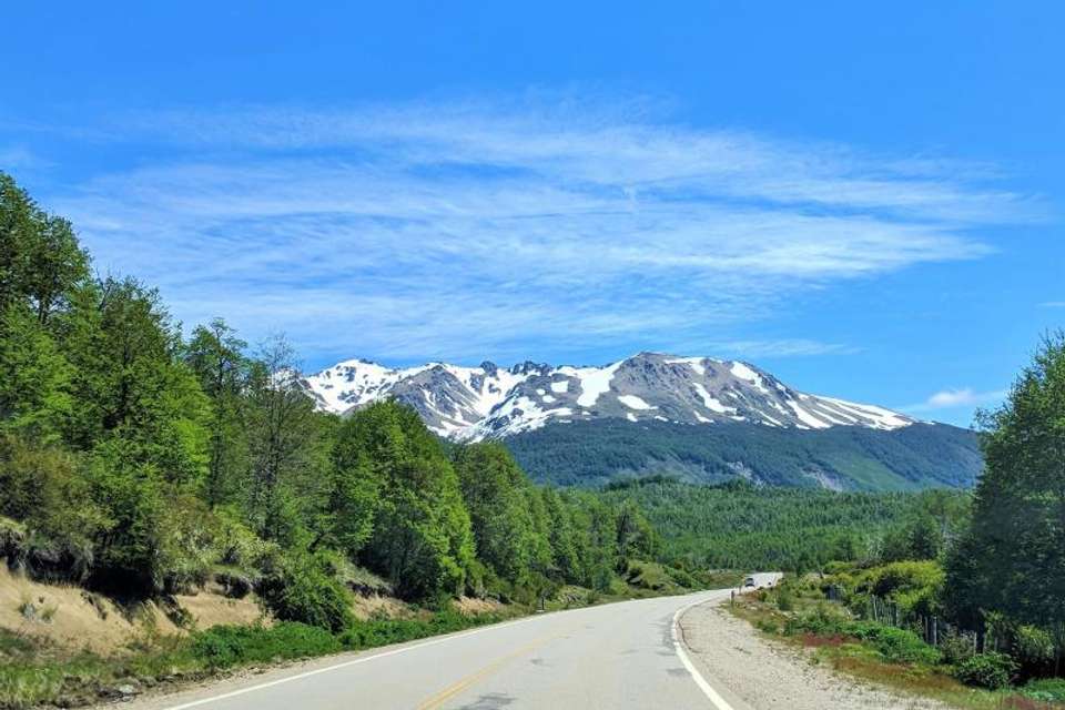 San Martin De Los Andes by the Seven Lakes from Bariloche - Tangol Tours - Argentina - Image 5