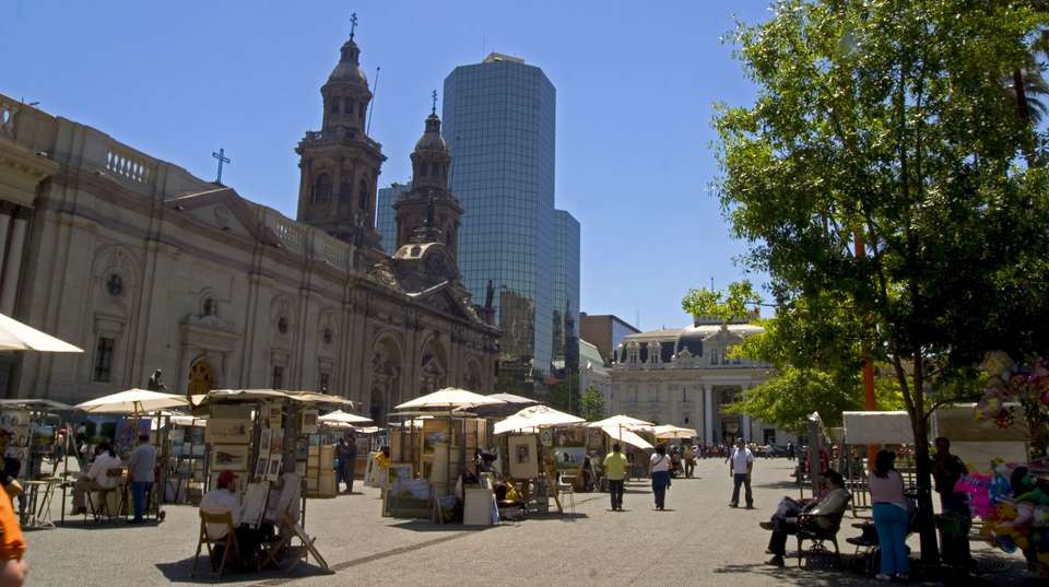 Santiago Sightseeing Classic City Tour - Gray Line Chile - Chile - Image 3