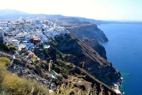 Balkans Budget Tours: Santorini Experience 4d/3n