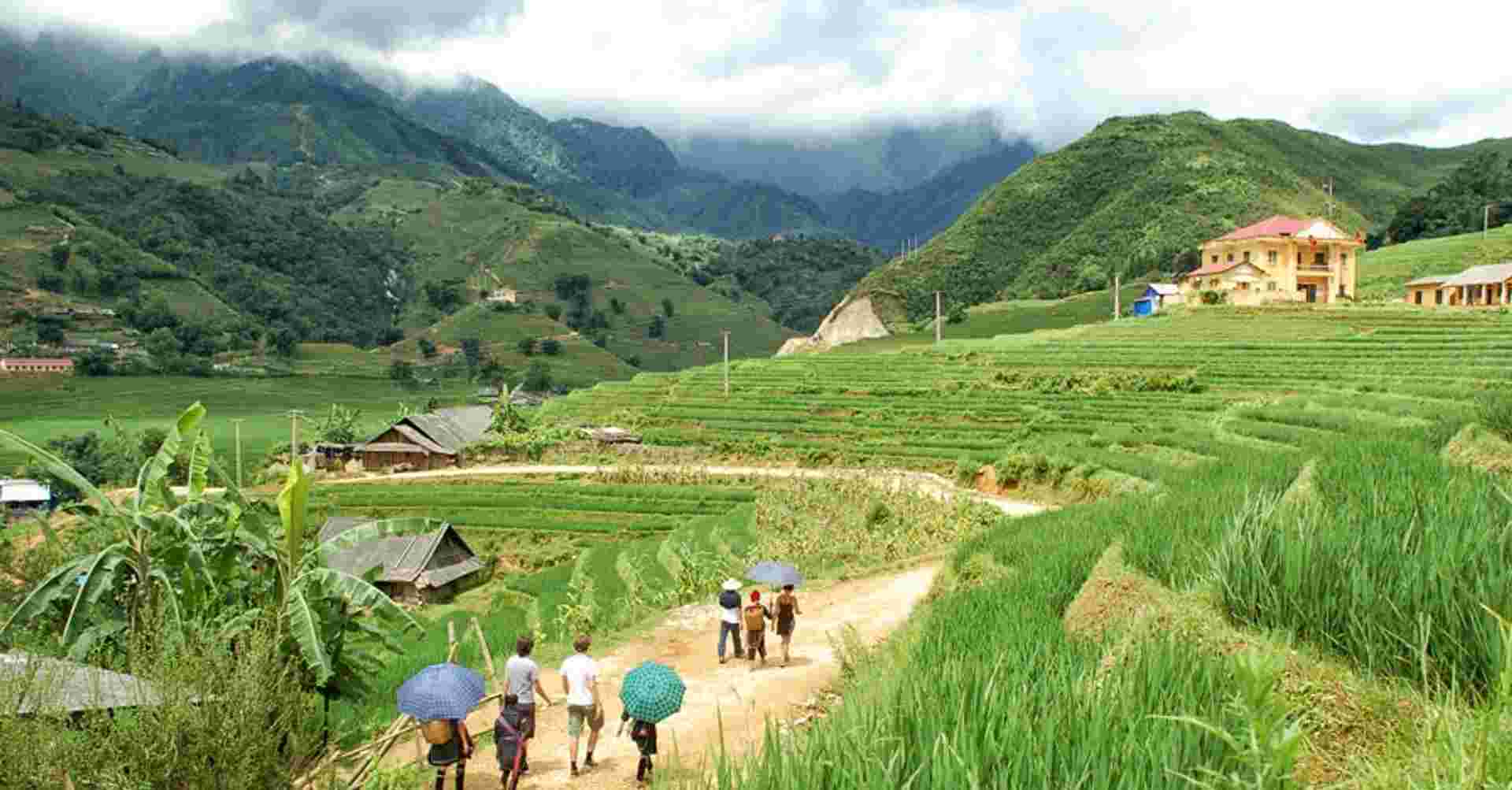 2D1N Sapa Adventure with Long Treks - Overnight in Hotel
