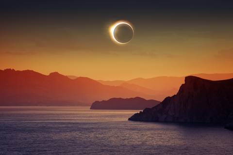 Asia Senior Travelers Tours: Saudi Arabia Explorer - Total Eclipse
