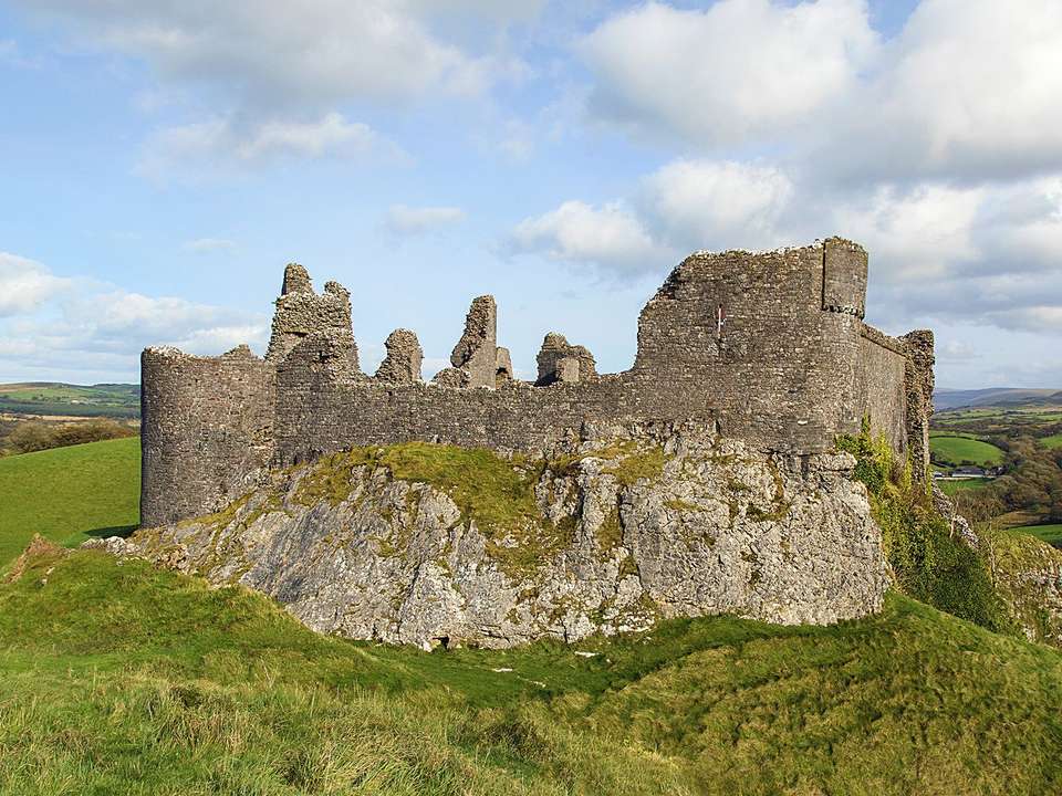 Scenic South Wales (Hotel) - 3 days - On The Go Tours - England - Image 2