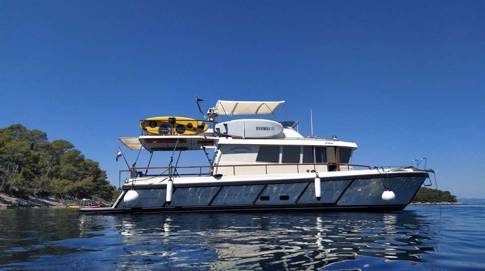 Seafront Villa & Yacht Cruise Combo Holiday - Korcula Adventures - Croatia