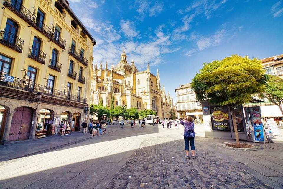 Segovia And Avila Day Trip From Madrid With Optional Gourmet Lunch - Vpt Tours - Spain - Image 10