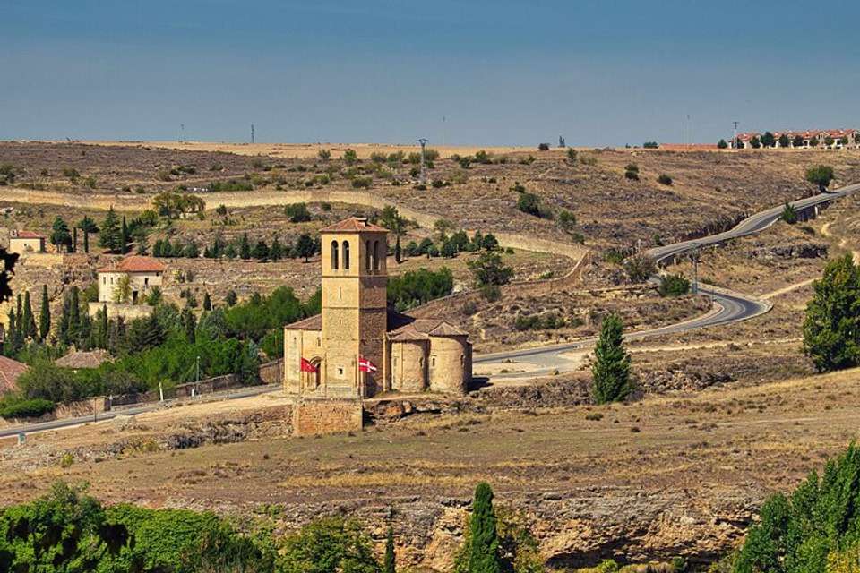 Segovia And Avila Guided Day Trip From Madrid - Vpt Tours - Spain - Image 5