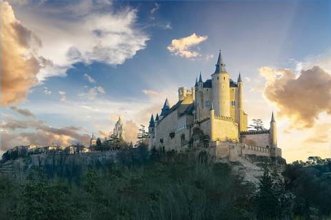 Segovia And Avila Guided Tour And Flamenco Show In Madrid - February 2026