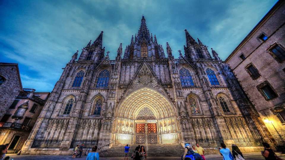 Sensational Spain, Switzerland, Paris, London and Amsterdam - Indus Travels - Spain - Image 3
