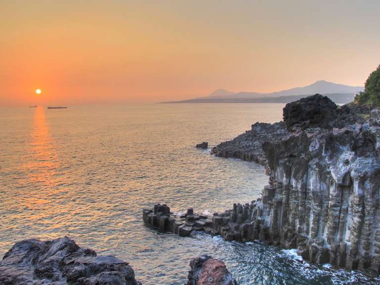 Seoul Searching & Jeju - 9 days trip - alternative tour available