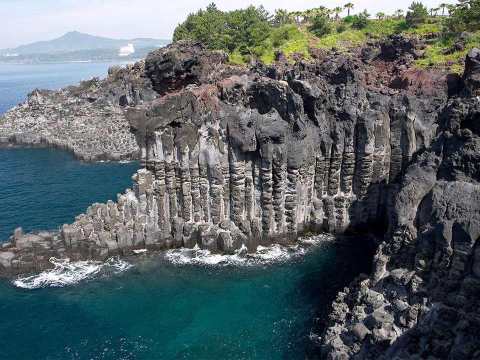 Seoul to Busan & Jeju - 13 days - On The Go Tours - South Korea - Image 15