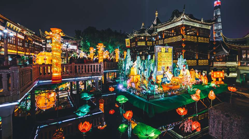 Shanghai Layover Tour with Maglev Train experience - Shanghai Advisor Tour - China - Image 2