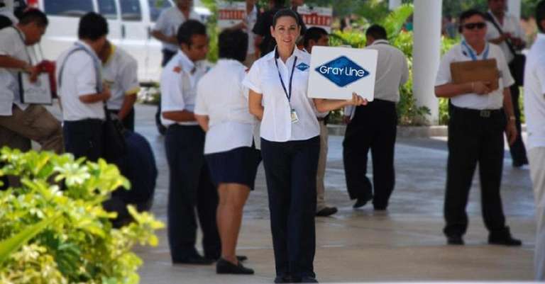 Shared Transfer - Santiago Airport to Hotel - 1 hour