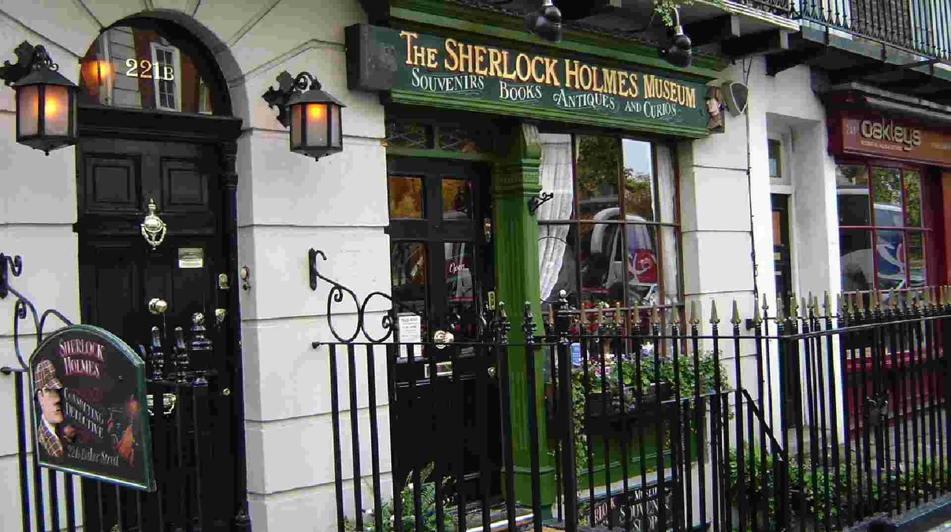 Sherlock Private Walking Tour