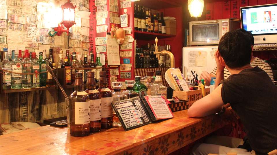 Shinjuku Golden Gai Food Tour - Arigato Japan Food Tours - Japan