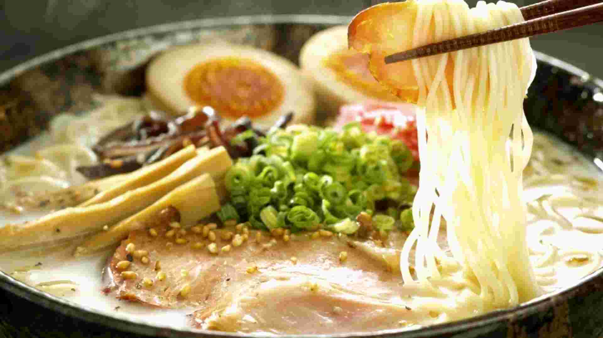 Shinjuku Golden Gai Food Tour
