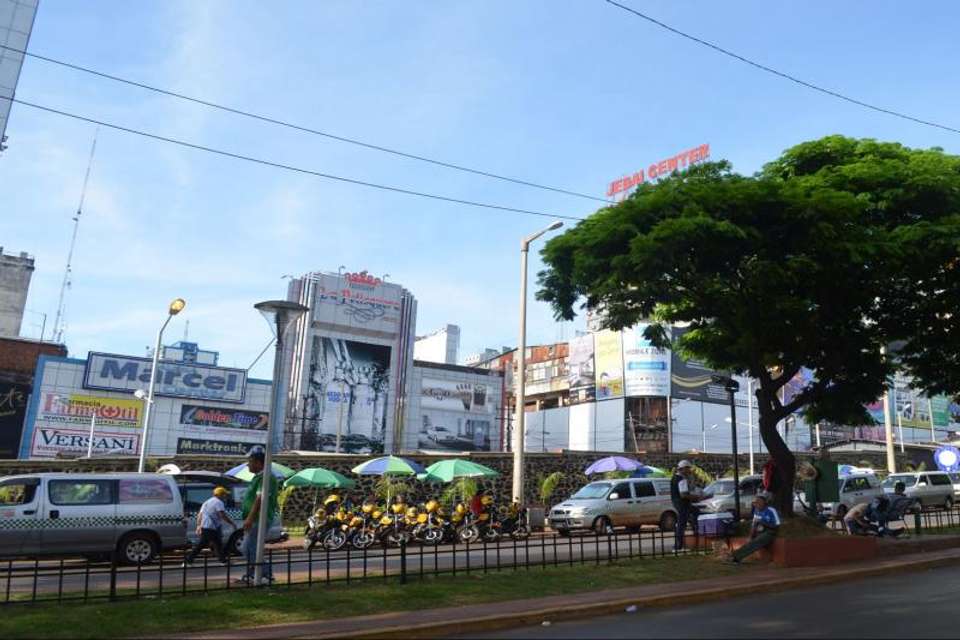 Shopping Tour In Ciudad Del Este - Tangol Tours - Brazil - Image 2