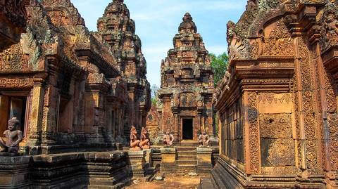 Siem Reap, Banteay Srey, Beng Melea And Kbal Spean Tour - June 2027