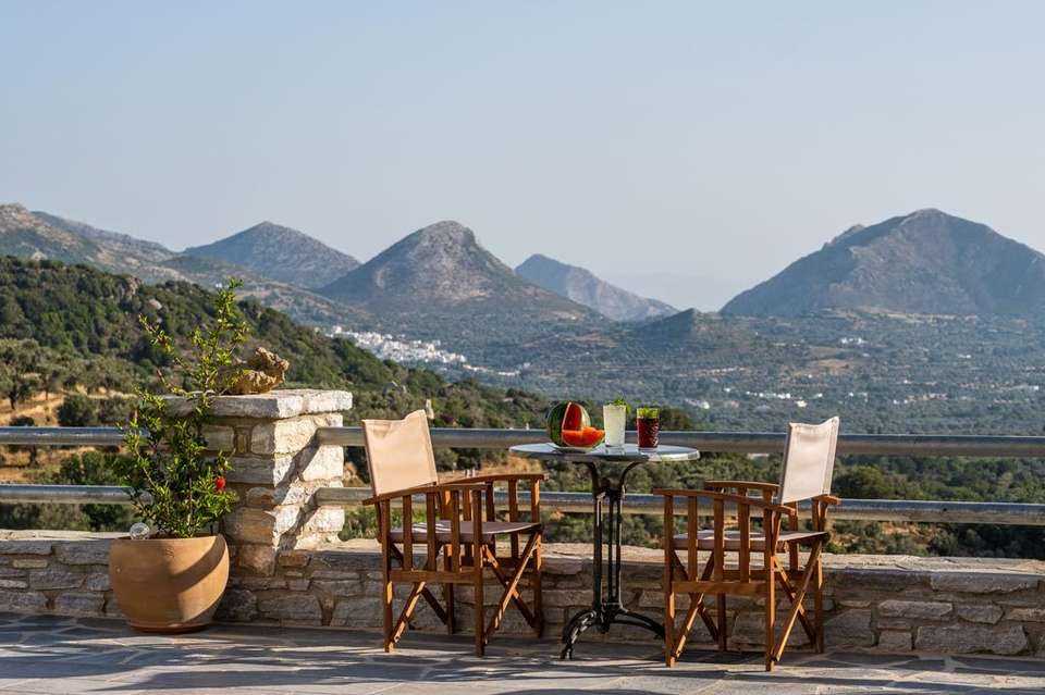 Signature Greece | Songs of the Lyre - Exodus Adventure Travels - Greece - Image 6