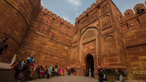 Signature: India's Jaipur, The Taj Mahal, Varanasi & Delhi