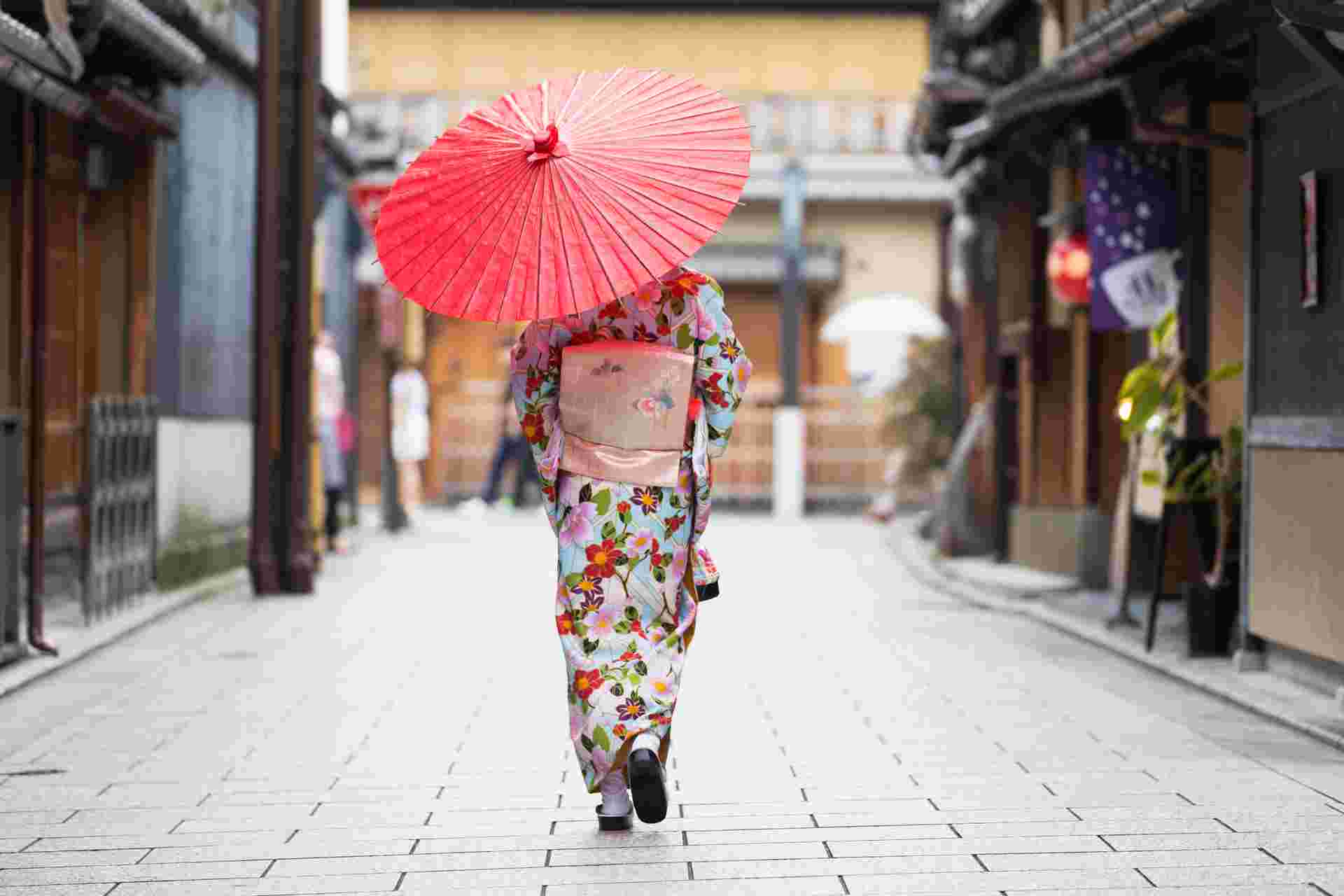 Signature Japan | Through Temples & Time