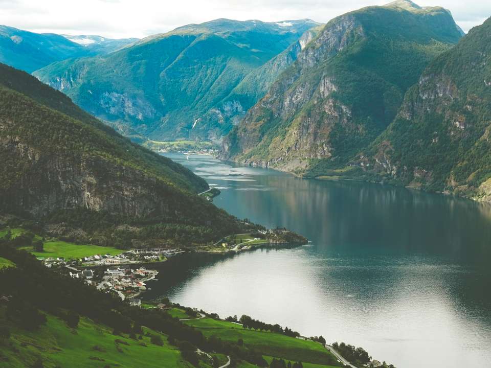 Signature: Norway's Fjords & Mountain Vistas - G Adventures - Norway - Image 11
