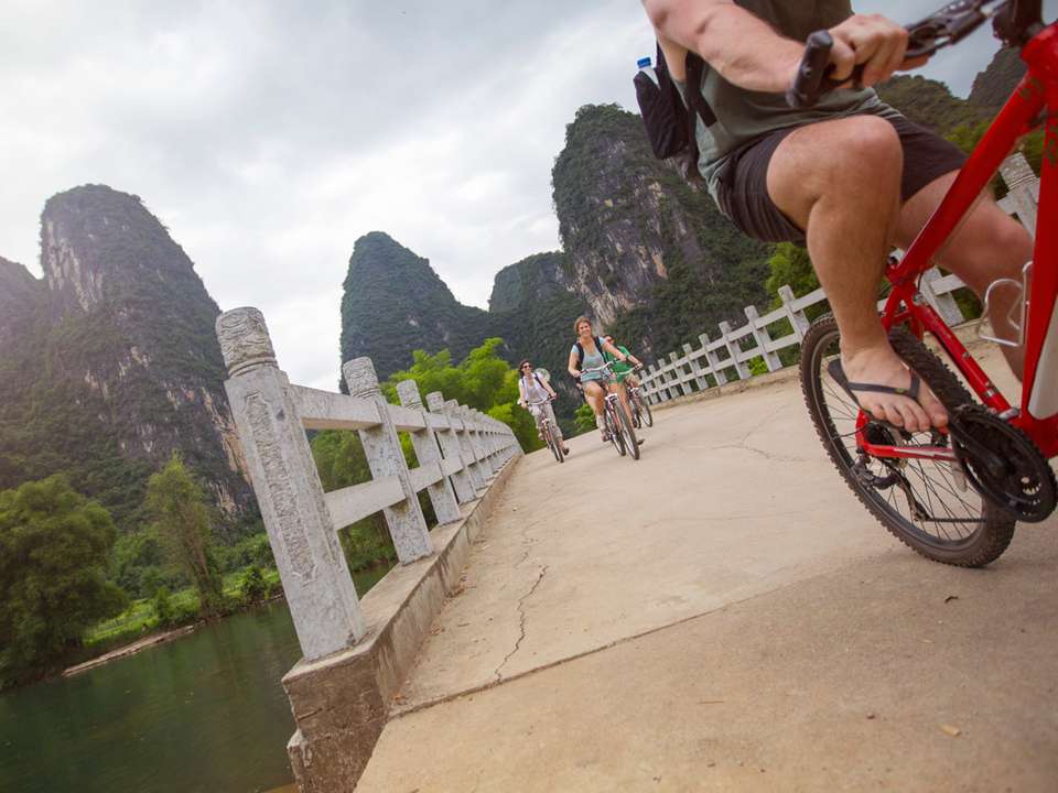 Signature: Southwest China from Shangri-La to Shanghai - G Adventures - China - Image 4