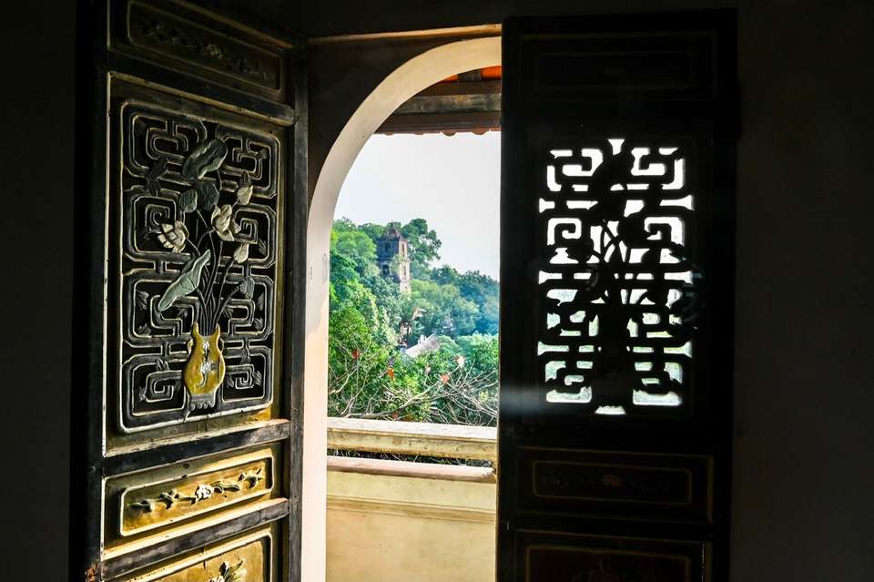 Signature Vietnam | In Fabric & Folklore - Exodus Adventure Travels - Vietnam - Image 9