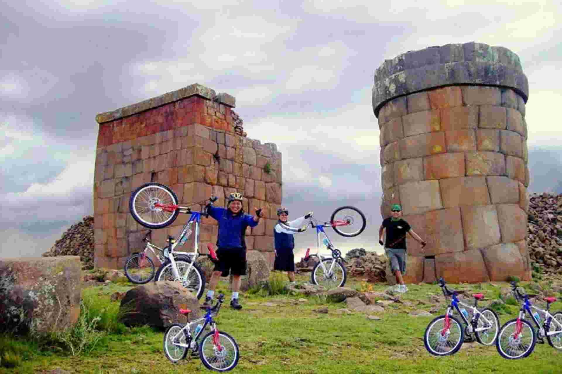 Sillustani Bike Adventure Tour in Puno