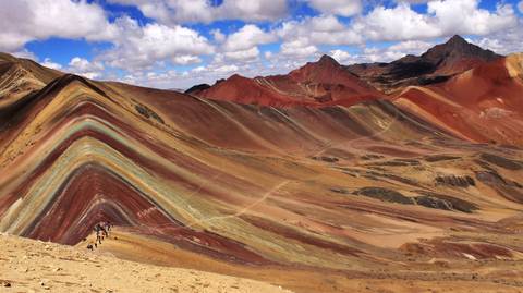 Small Group To The Rainbow Mountain - 1 Day