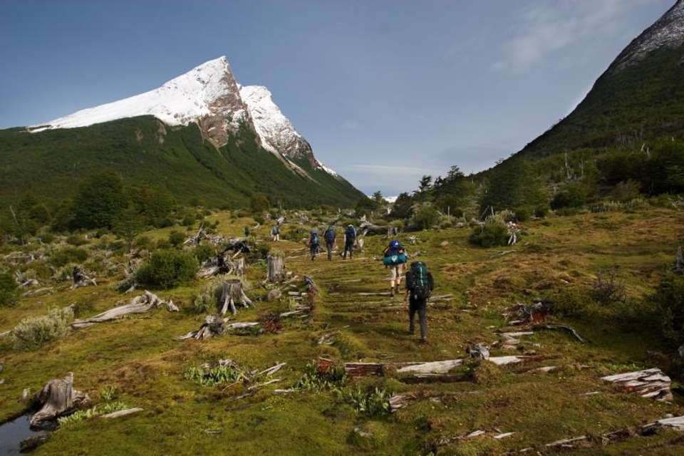 Small Group Ushuaia National Park with Trekking & Canoes Tour - Tangol Tours - Argentina - Image 2