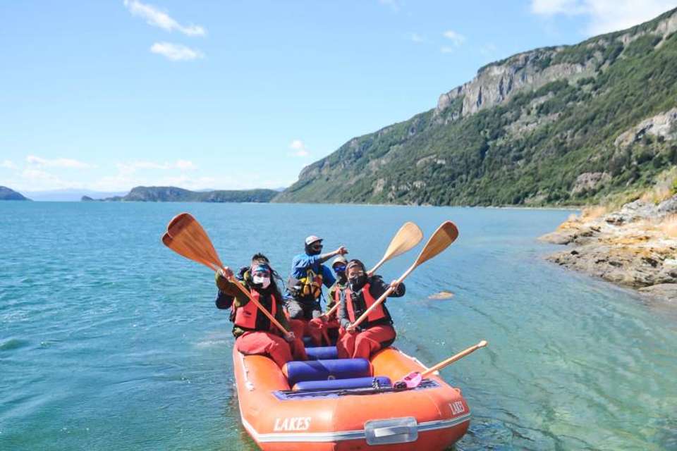 Small Group Ushuaia National Park with Trekking & Canoes Tour - Tangol Tours - Argentina - Image 9