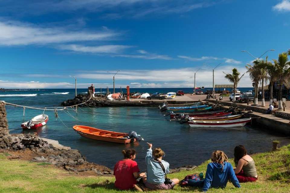 Snorkeling to Motu Nui on Easter Island - Tangol Tours - Chile - Image 4