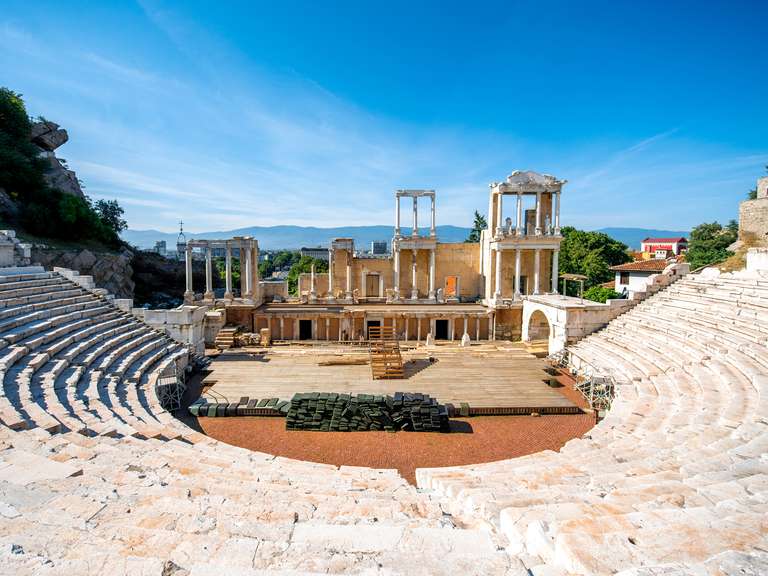 Romania Explorer Tour: Sofia to Serbia - 14 days