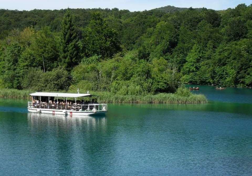 Solo Lite Spectacular Adriatic Journey - Indus Travels - Austria - Image 6