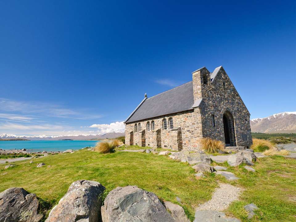 South Island Discovery - 10 days - On The Go Tours - New Zealand - Image 7