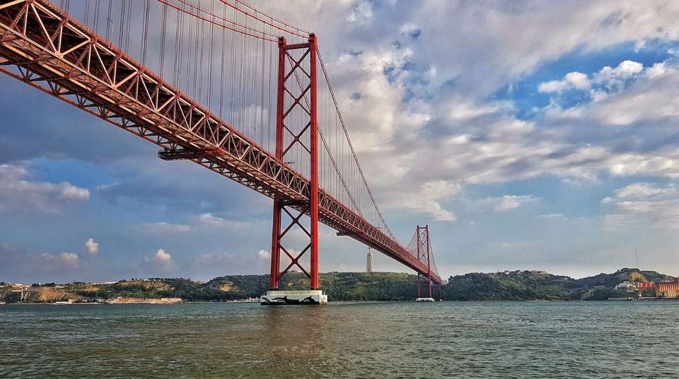 South of Lisbon’s Wonders – Arrabida, Wine & Tile Tour - Wonder Van - Portugal