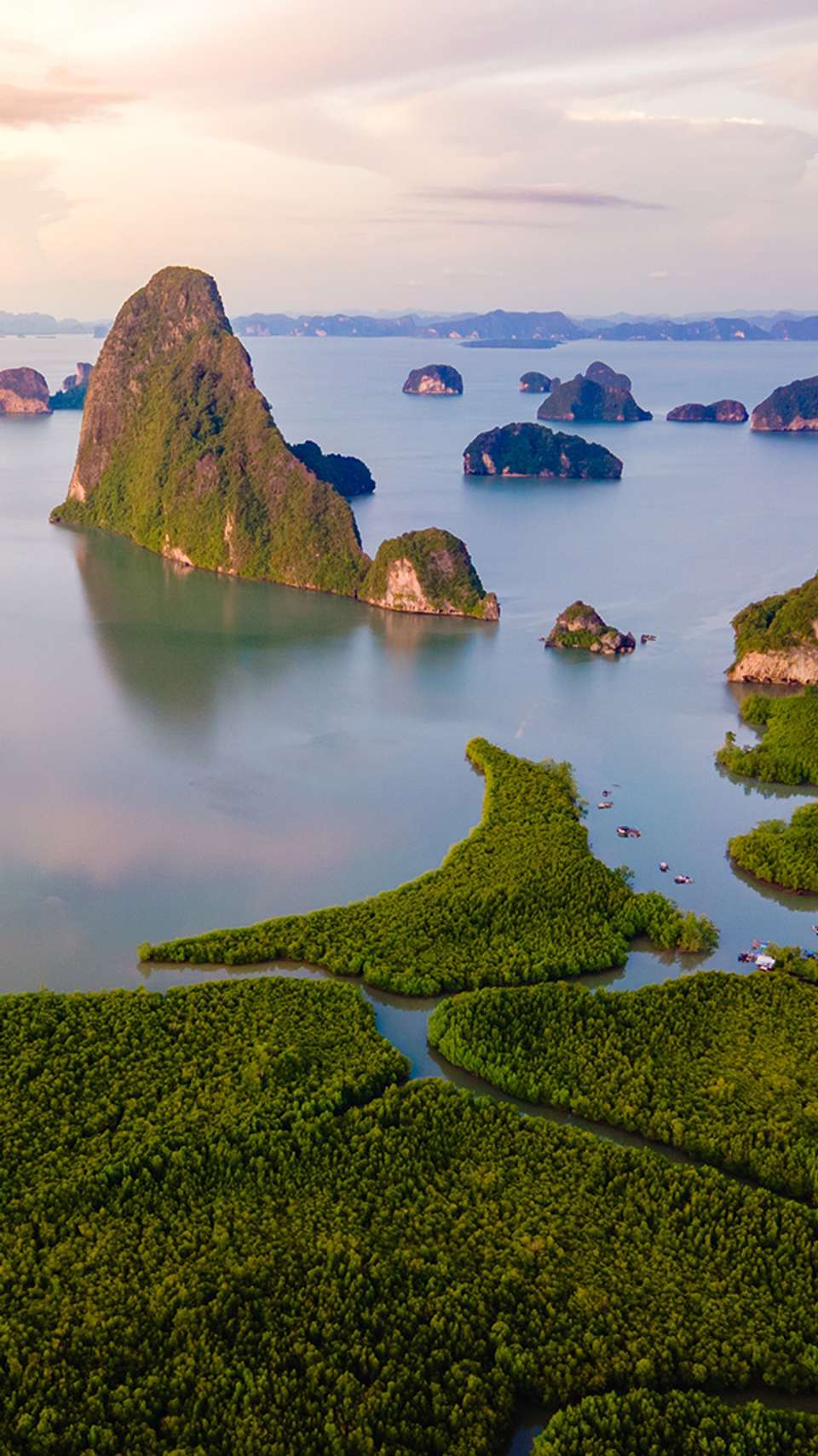 South Thailand: Tropics & Tuk Tuks - Topdeck - Thailand - Image 3