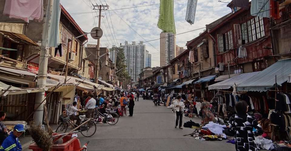 Southern City Backstreets Tour - Shanghai Pathways - China - Image 2