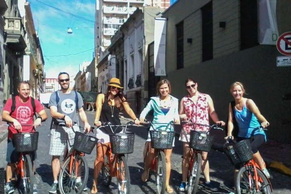 Southern Neighborhoods Bicycle Tour - Tangol Tours - Argentina - Image 5