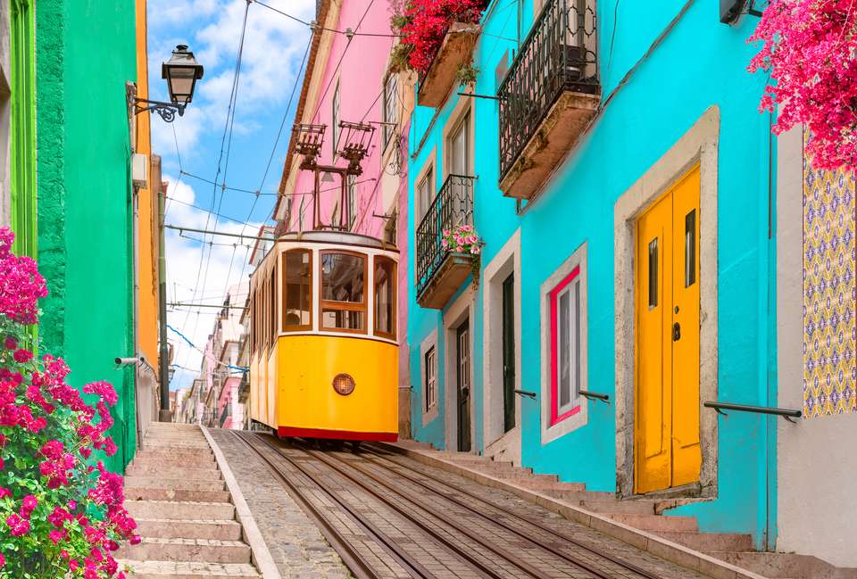 Spain & Portugal Explorer - Expat Explore - Spain - Image 3