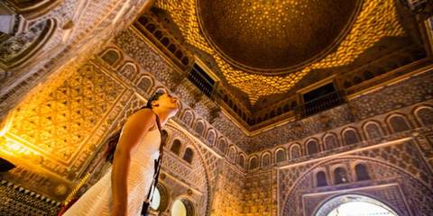 Granada Explorer Tour: Spain: Cultural Traditions & Hiking The Caminito Del Rey