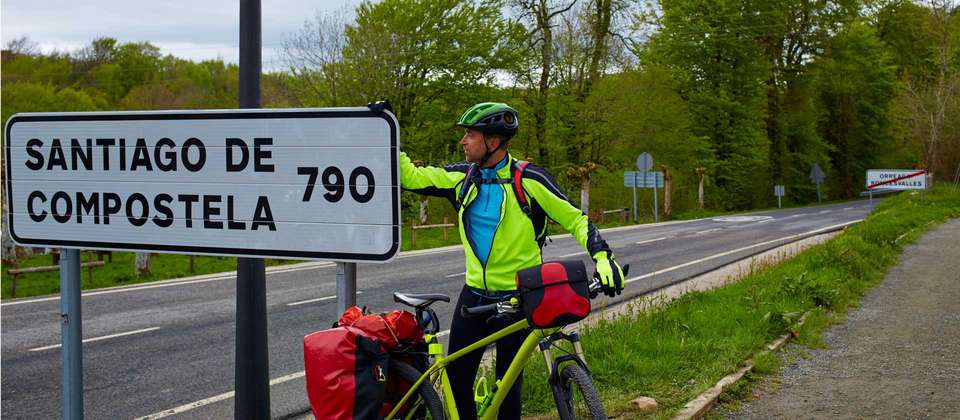 Spanish Camino by Bike: The Pyrenees to Leon - Utracks - Spain - Image 4